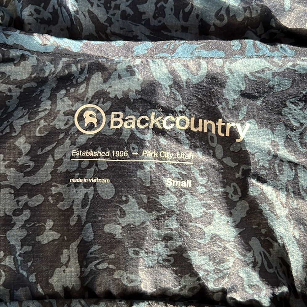 Backcountry Lightweight Training Jacket. Size Sma… - image 3